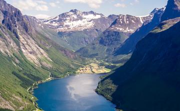 Norway: Fjords and Glaciers