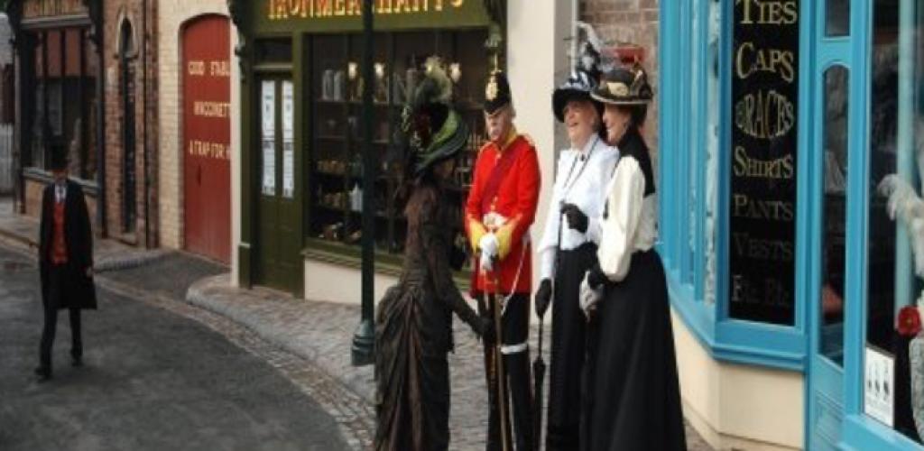 Ironbridge_costumes